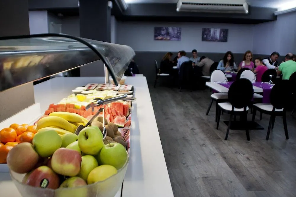 Summer Hotel Calella 4*,